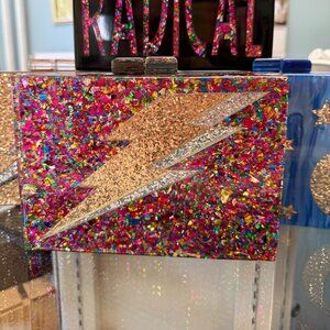 Betsy Dare Cyndi Clutch